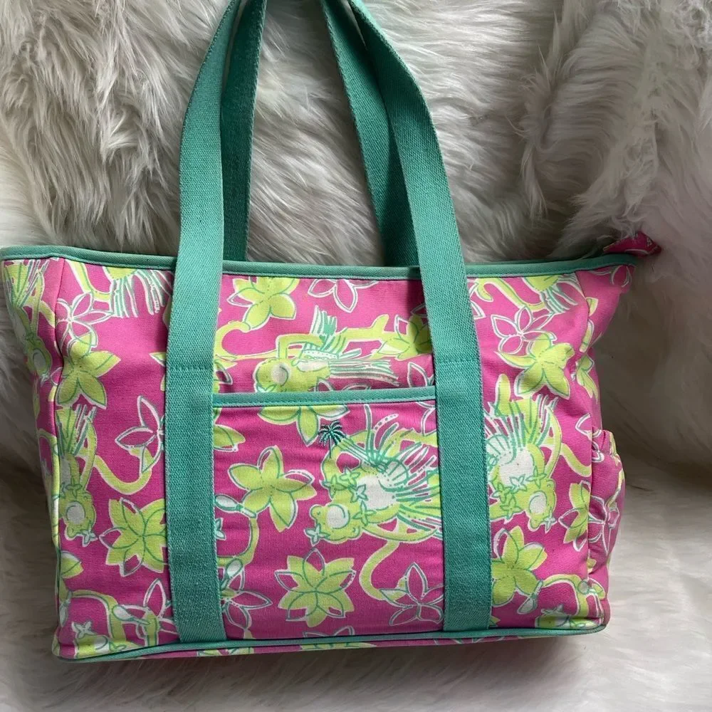 Lilly Pulitzer Rock A Hula prints 100%Cotton large diaper bag with wipes…
